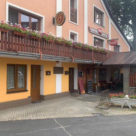 Maly Byt 1+1 Karlovy Vary Luaran gambar