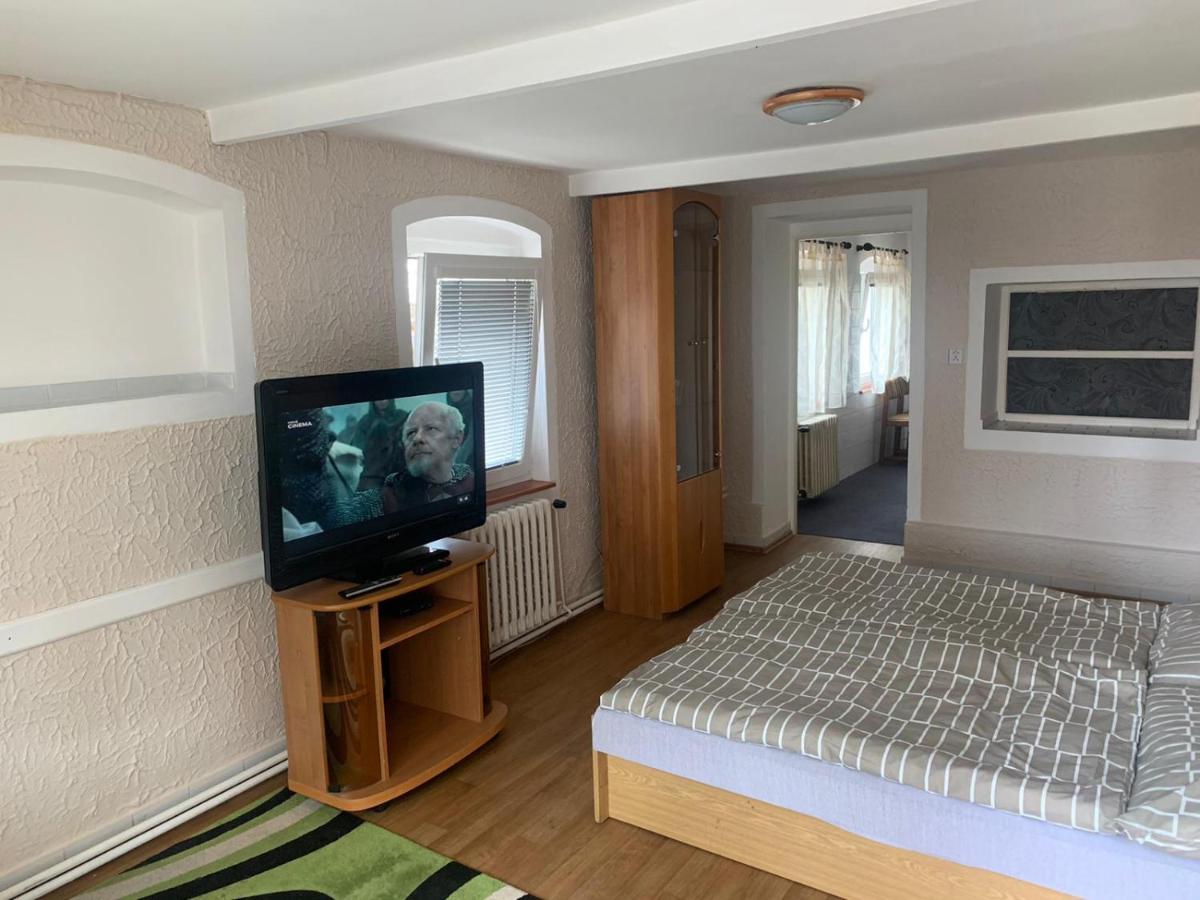Maly Byt 1+1 Karlovy Vary Luaran gambar